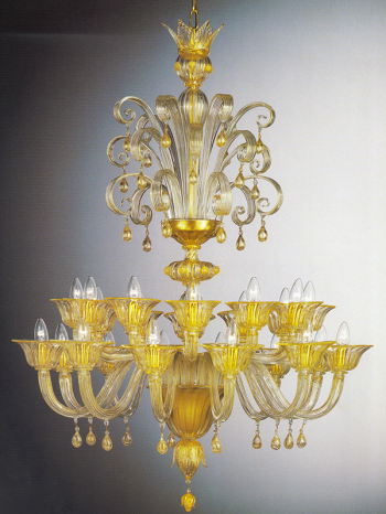 Lampadario 24 luci a doppia altezza  cristallo decori oro